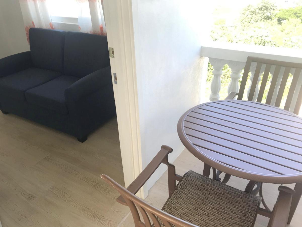 Cleopatra Villas - Sea View Rodney Bay Екстериор снимка
